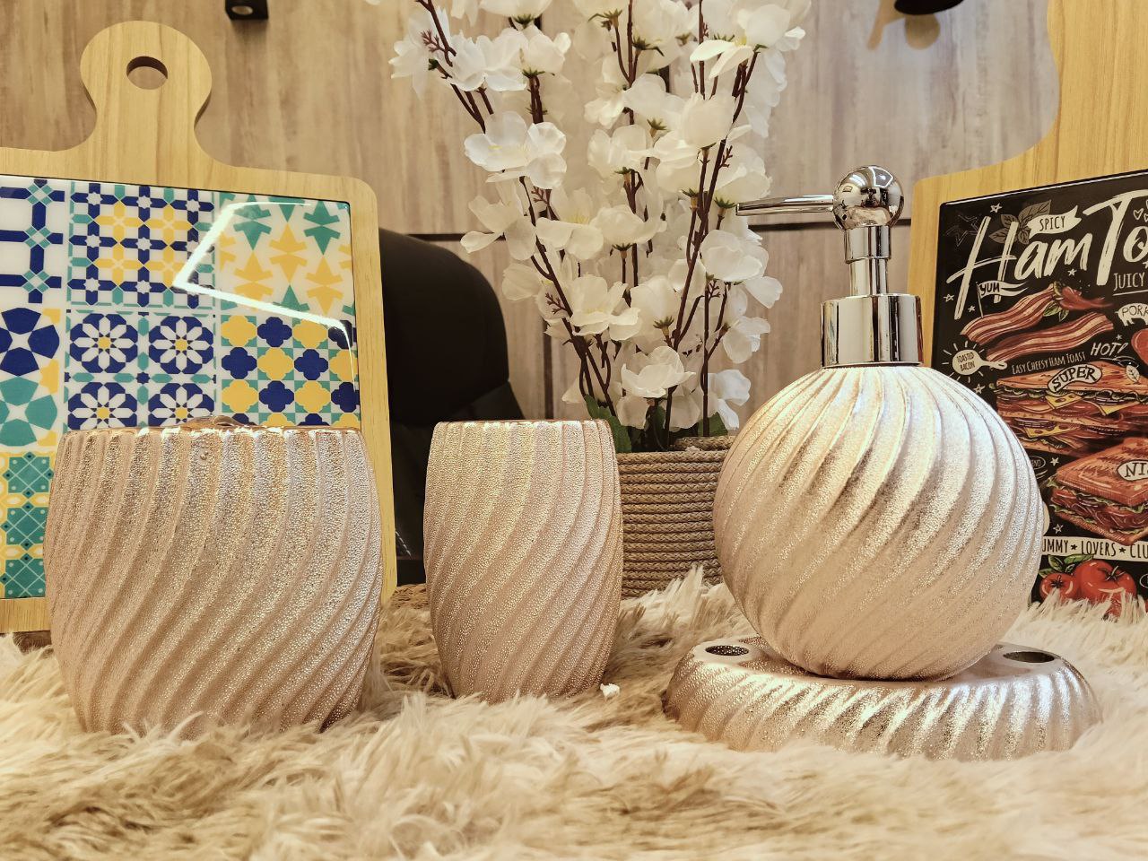 Ceramic Bathroom Set